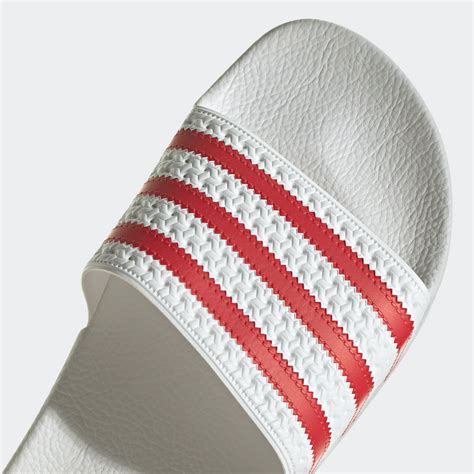 adidas Originals Badesandale ADILETTE in rot bestellen